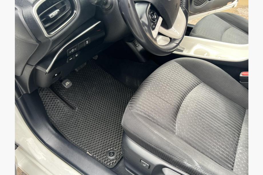 Toyota Prius 2015-2022 EVA Fußmatten (LB, Schwarz) Image