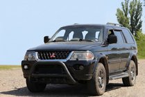 Mitsubishi Pajero Sport 1996-2007 Frontbügel WT003 Schwarz Edelstahl Foto 3