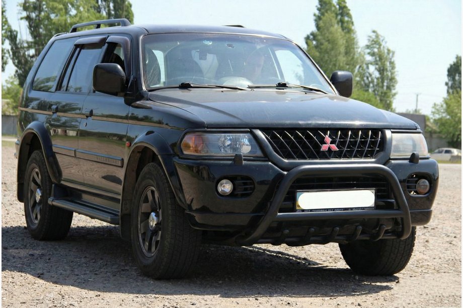 Mitsubishi Pajero Sport 1996-2007 Frontbügel WT003 Schwarz Edelstahl Image