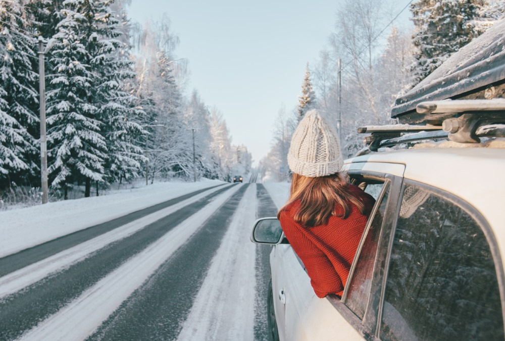 So bereiten Sie Ihr Auto auf lange Winterfahrten vor: Sicherheit unterwegs
