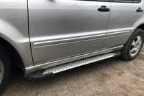 Mercedes ML W163 1997-2005 Trittbretter Allmond Grey (2 Stk., Aluminium) Foto 6