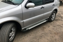 Mercedes ML W163 1997-2005 Trittbretter Allmond Grey (2 Stk., Aluminium) Foto 7