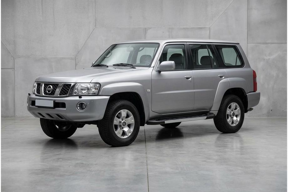 Nissan Patrol Y61 1997-2011 Seitenschweller RedLine V1 (2 Stk., Aluminium) Image