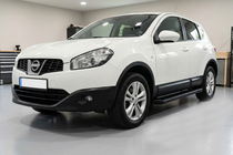 Nissan Qashqai 2010-2014 Trittbretter Allmond Black (2 Stk., Aluminium) Foto 1