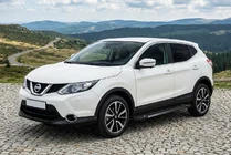 Nissan Qashqai 2014-2021 Seitenschweller RedLine Black (2 Stk., Aluminium) Foto 1