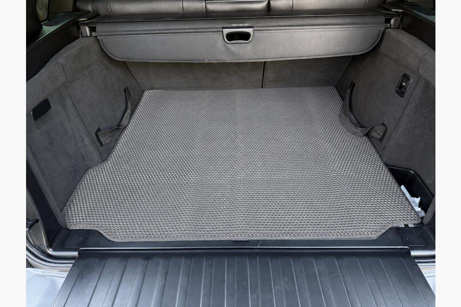 BMW X5 E70 2007-2013 Gummimatte für Kofferraum Carsuit (Grau) Image