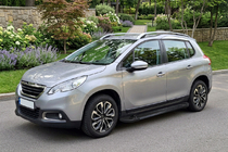 Peugeot 2008 2013-2019 Seitenschweller RedLine Black (2 Stk., Aluminium) Foto 1