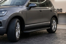 Porsche Cayenne 2003–2010 Seitenschweller Bosphorus Black (2 Stk., Aluminium) Foto 1
