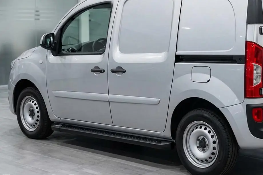 Renault Kangoo 2008–2020 Trittbretter Allmond Black (2 Stk., Aluminium) Image