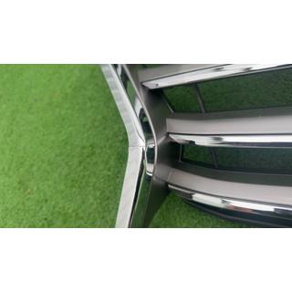 Reduzierter OEM Kühlergrill (2012-2015) Lexus LX570/450d 2008-2022 Foto 4