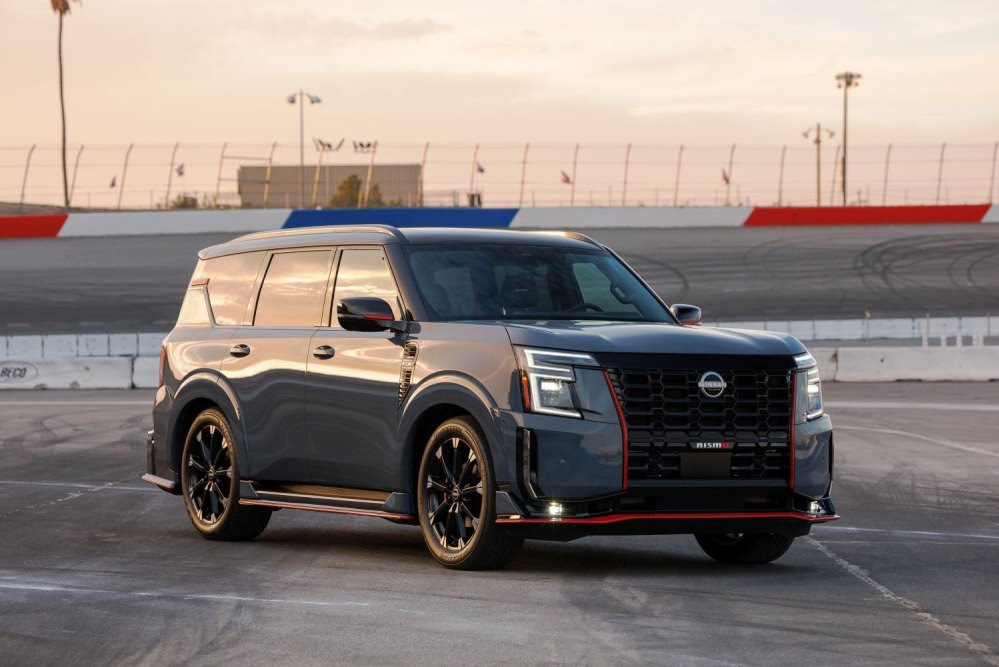 Test des Nissan Armada III NISMO 2026: Kraftvolles Offroad-Flaggschiff