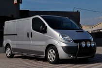 Renault Trafic 2001–2015 Frontbügel WT018 Schwarz (Edelstahl) Foto 3