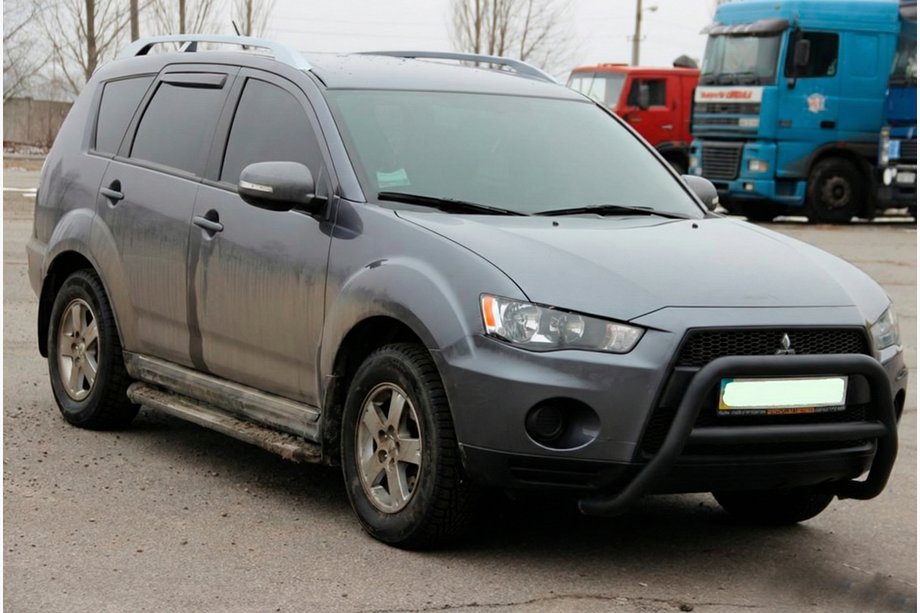Mitsubishi Outlander 2006-2012 Frontbügel WT007 Schwarz (Edelstahl) Image