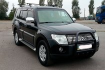Mitsubishi Pajero Wagon IV 2006-2021 Frontbügel QT007 Schwarz (Edelstahl) Foto 1
