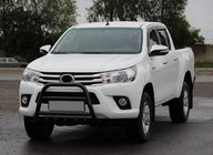 Toyota Hilux 2015- Frontschutzbügel QT008 Schwarz (Edelstahl) Foto 3