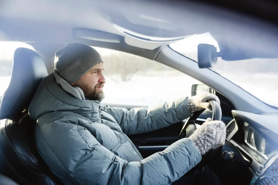 Warum der Fahrzeuginnenraum im Winter schnell auskühlt: Ursachen und Tipps zur Wärmespeicherung