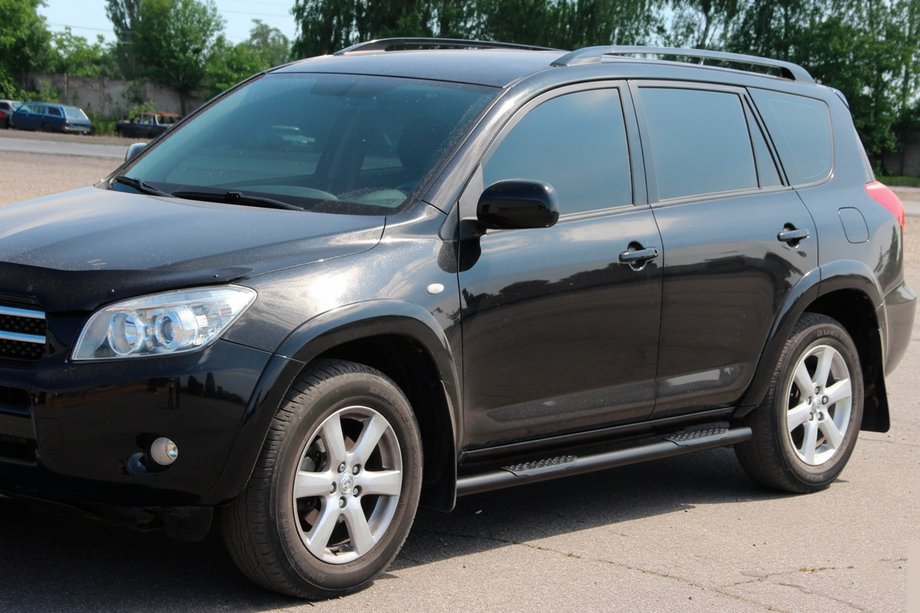 Toyota Rav 4 2006-2013 Seitliche Trittrohre für Standardbasis Schwarz (2 Stk, Edelstahl) Foto 2