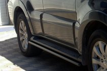 Mitsubishi Pajero Wagon IV 2006-2021 Seitenschutzrohre Black (2 Stk., Edelstahl) Foto 2