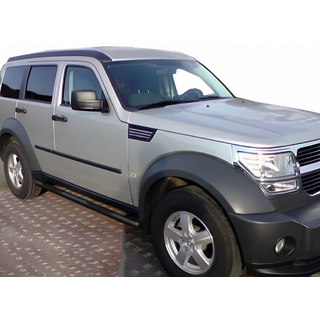 Seitliche Trittrohre Black (2 Stk., Edelstahl) Dodge Nitro 2006-2011 Foto 1