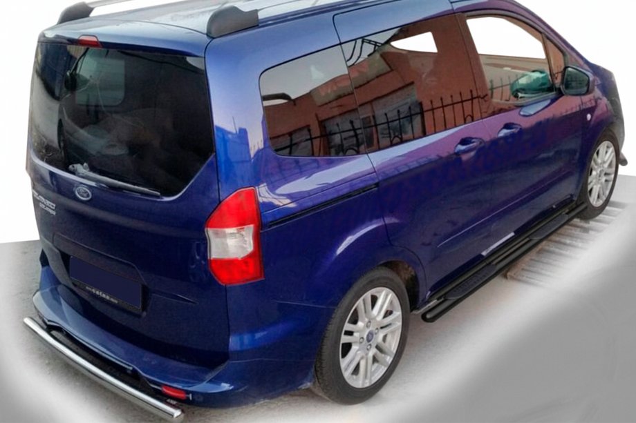 Ford Courier 2014-2023 Seitliche Trittrohre Black (2 Stk., Edelstahl) Image