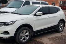 Nissan Qashqai 2014-2021 Seitenschutzrohre Black (2017-2021, 2 Stk., Edelstahl) Foto 1