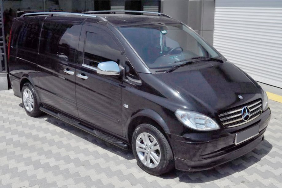 Mercedes Viano 2004-2014 Seitenschutzrohre Black (2 Stk., Edelstahl) d60, langer Radstand (L3) Image