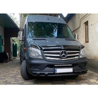 Vordere Unterfahrschutzbügel Shark Black (Edelstahl) Mercedes Sprinter W906 2006–2018 Foto 2