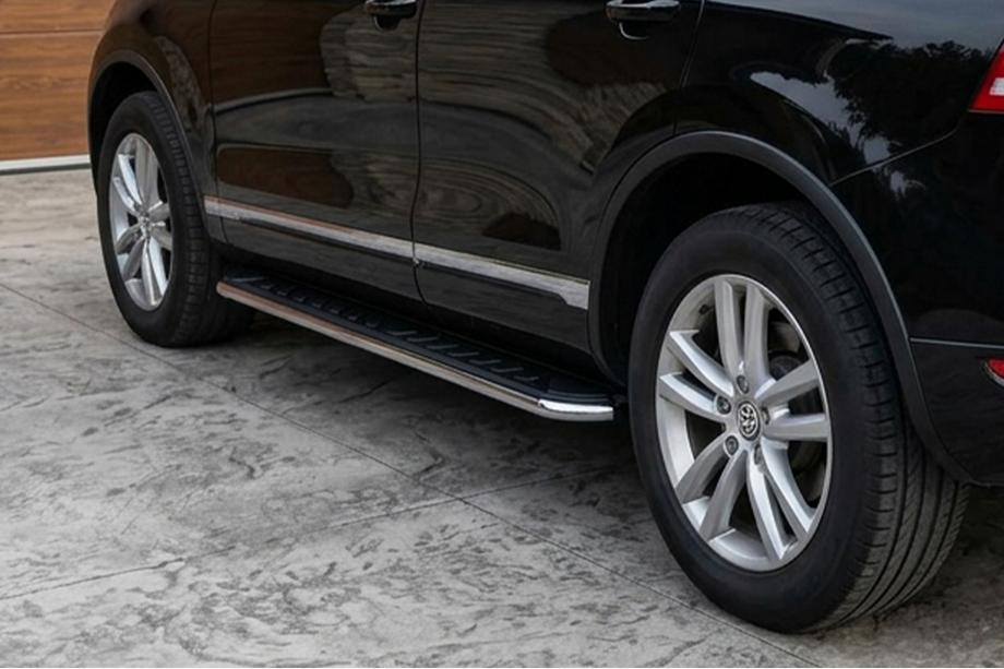 Volkswagen Touareg 2002–2010 Trittbretter Maydos V1 (2 Stk., Aluminium & Edelstahl) Image