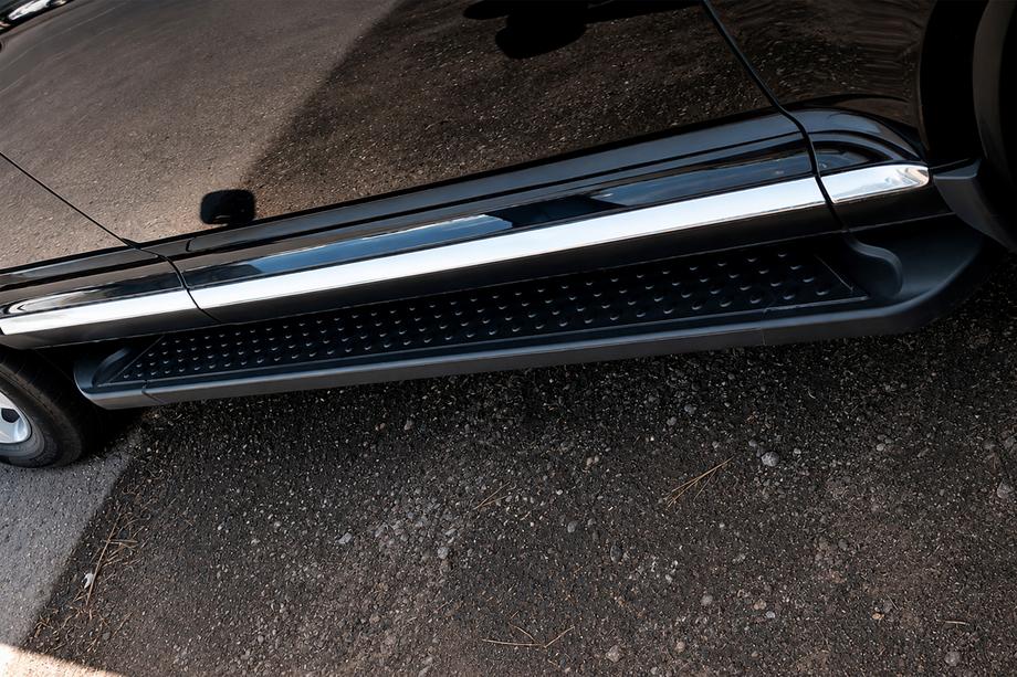 Volkswagen Touareg 2010-2018 Trittbretter Allmond Black (2 Stk., Aluminium) Image