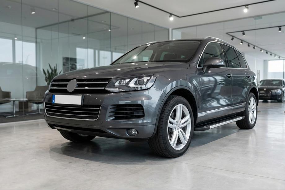 Volkswagen Touareg 2010-2018 Seitenschweller RedLine V1 (2 Stk., Aluminium) Image