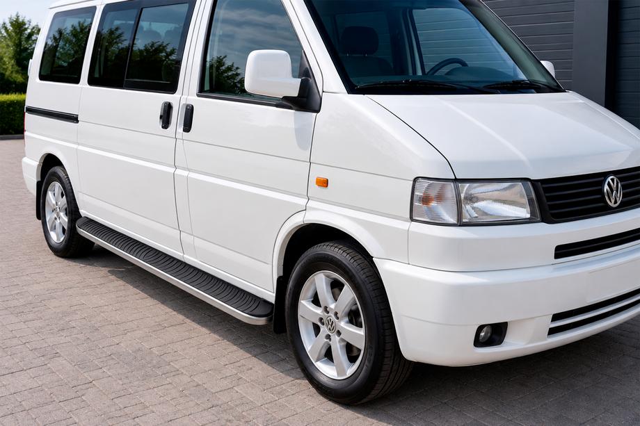 Volkswagen T4 Caravelle/Multivan 1990–2003 Seitenschweller Tayga Grey (2 Stk., Aluminium) Image