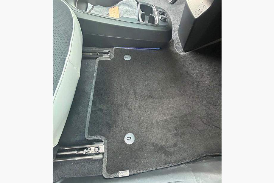 Kia EV6 2021- Textil Fußmatten Classic (Schwarz) Image