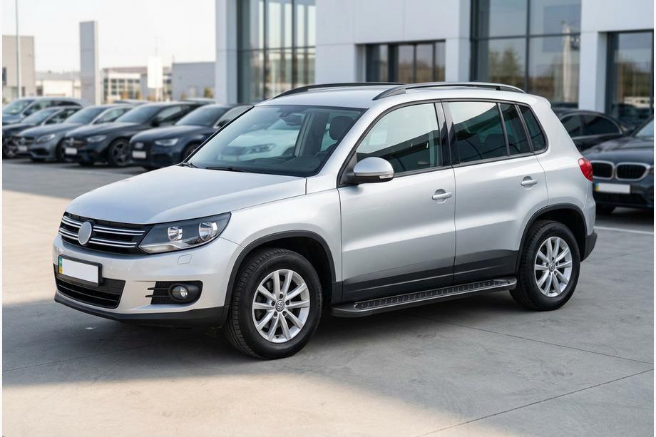 Volkswagen Tiguan 2007-2016 Trittbretter Allmond Black (2 Stk., Aluminium) Image