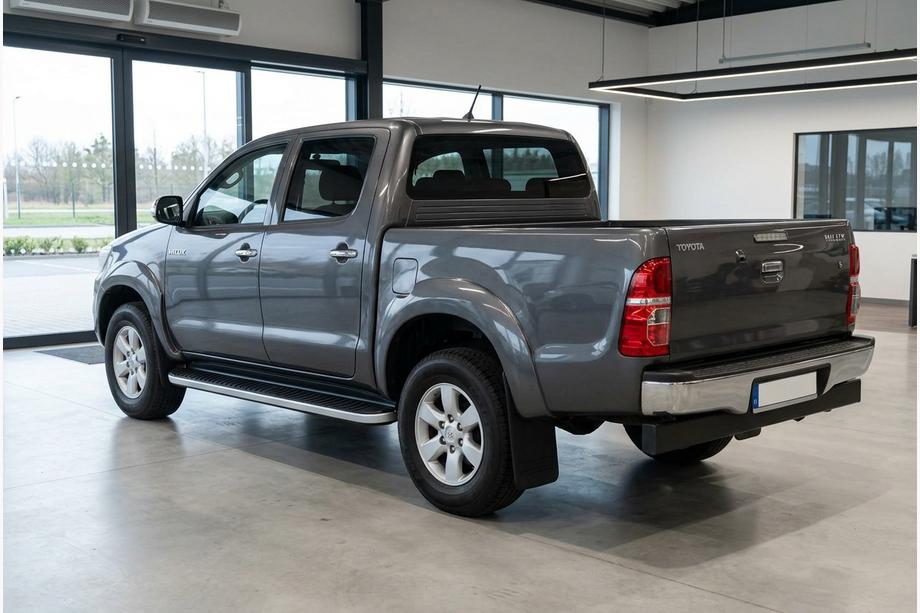 Toyota Hilux 2006-2015 Seitenschweller Tayga Grey (2 Stk., Aluminium) Image