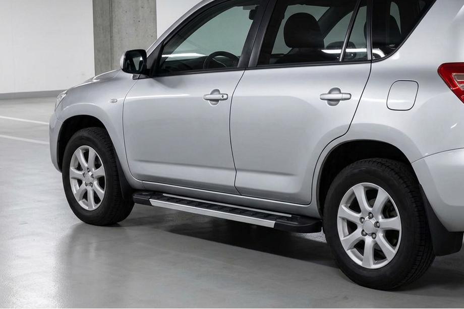 Toyota Rav 4 2006-2013 Seitenschweller RedLine V1 (2 Stk., Aluminium) Image