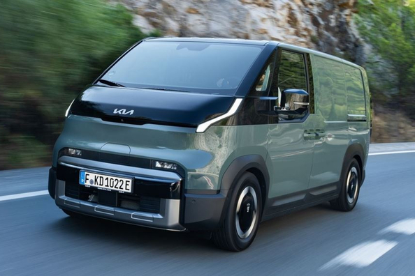 Kia PV5 Cargo im Test: Elektrischer Transporter für Unternehmen