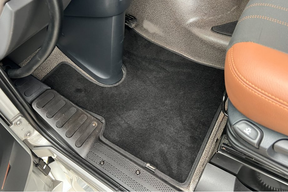 DAF XF106 2013-2017 Textil Fußmatten Premium (Schwarz) Image