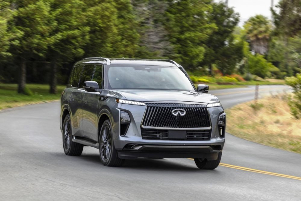 Infiniti QX80 der zweiten Generation: Technische Daten, Ausstattung, Fotos