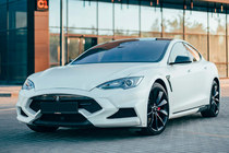 Tesla Model S 2012– LRT-Design Carbon Bodykit Foto 1