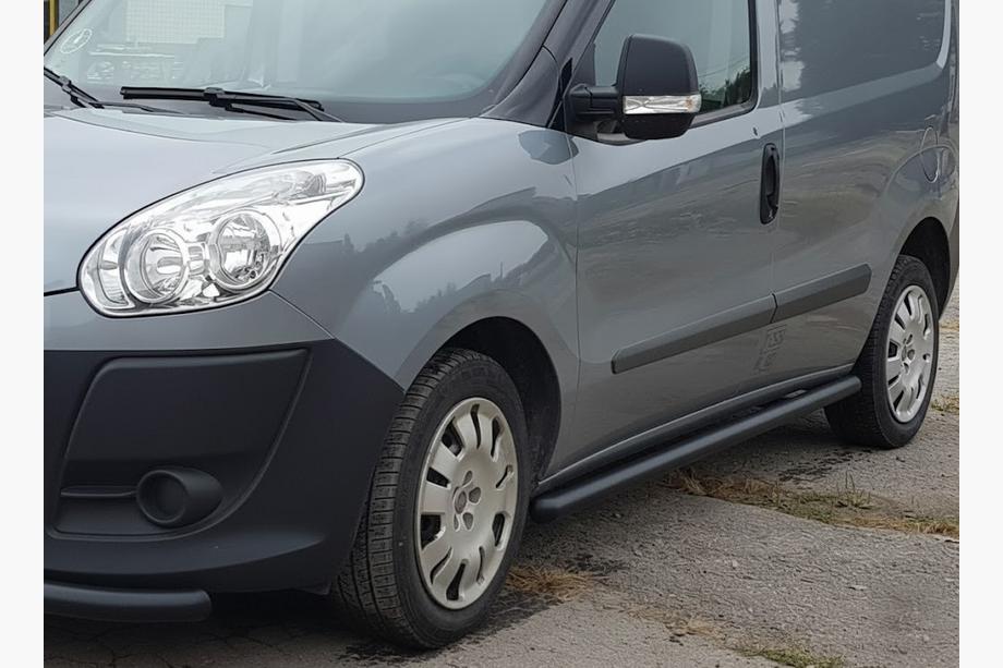 Fiat Doblo II 2010-2022 Seitenschutzrohre Black (2 Stk., Edelstahl) Image