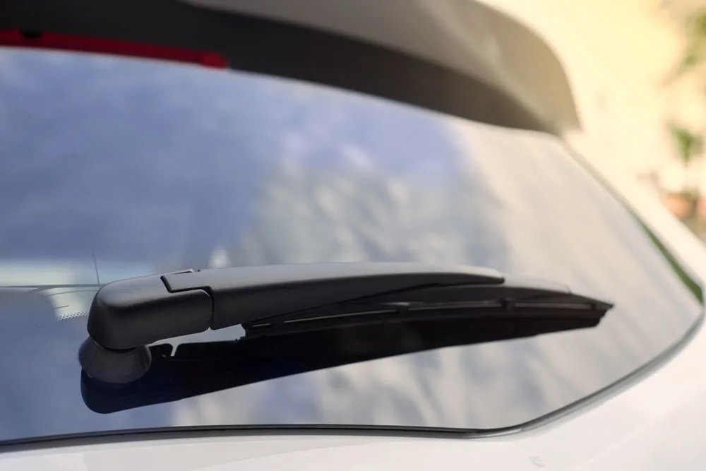Warum funktioniert der hintere Scheibenwischer im Auto nicht?
