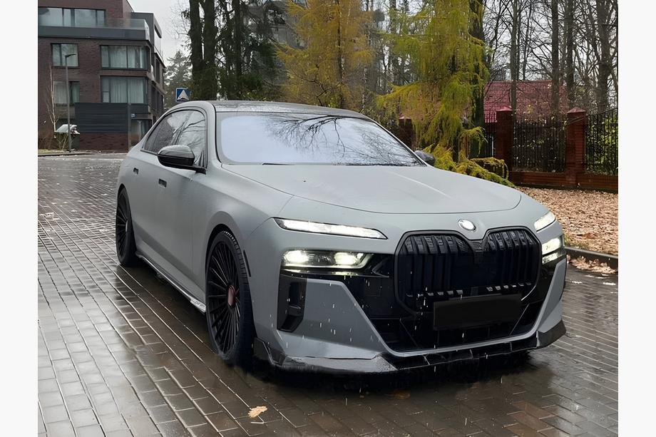 BMW 7 Series G70/G71 2022- Frontspoiler Lippe (für M760, M-Sport und i7 M70) Foto 2