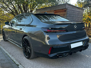 BMW 7 Series G70/G71 2022- Heckscheibenblende (Spoiler) Foto 3
