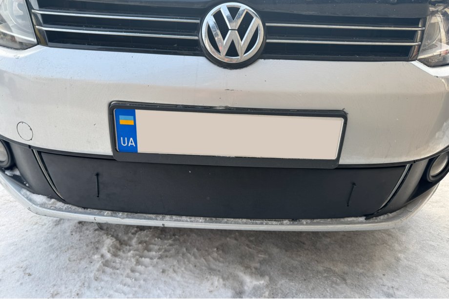 Volkswagen Touran 2010-2015 Winterabdeckung für Kühlergrill (unten) Foto 3