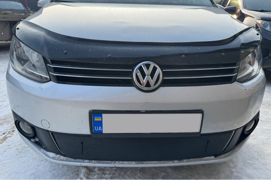 Volkswagen Touran 2010-2015 Winterabdeckung für Kühlergrill (unten) Foto 2