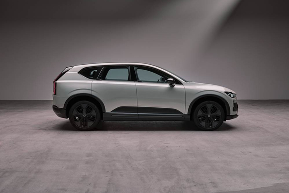 Volvo EX60 Cross Country Testbericht: Technische Daten, Ausstattung, Fotos Foto 3