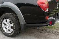 Mitsubishi L200 2006-2015 Hintere Eckschutzrohre AK003 Schwarz (2 Stk., Edelstahl) Foto 3