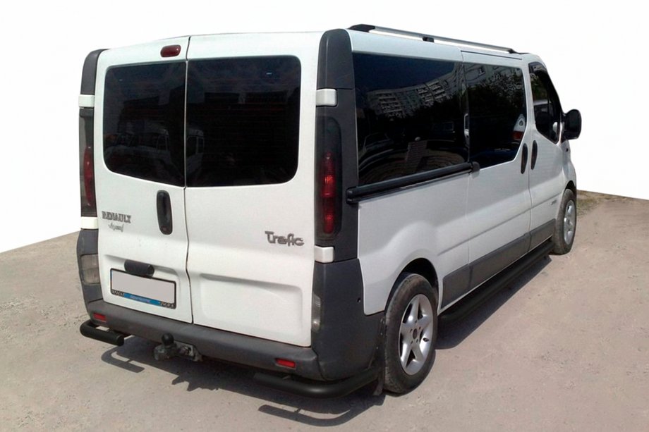 Renault Trafic 2001–2015 Hintere Eckschutzrohre AK003 Schwarz (Edelstahl) Image