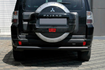 Mitsubishi Pajero Wagon IV 2006-2021 Heckbügel AK002 Schwarz (Edelstahl) Foto 1