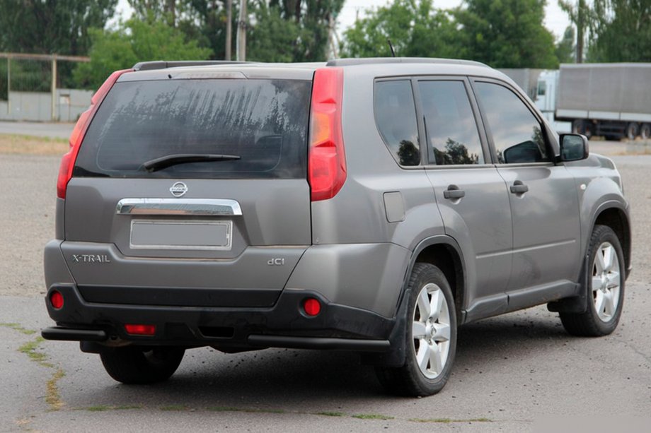 Nissan X-trail T31 2007-2014 Hintere Eckschutzrohre AK003 Schwarz (2 Stk., Edelstahl) Image